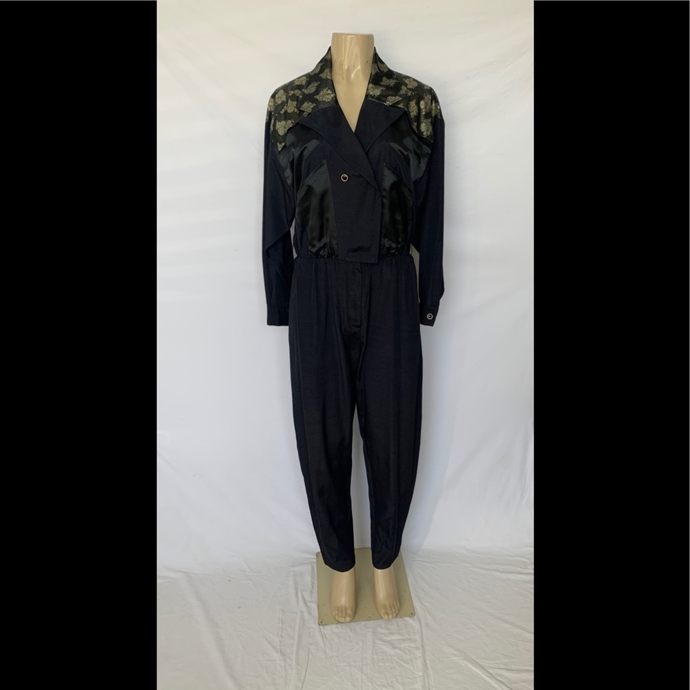 VTG Jon Wesley Sz 8 Black W/Gold Flowers Jumpsuit